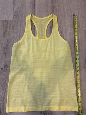 Lululemon run swiftly tank. Butter yellow. Size 8 petite